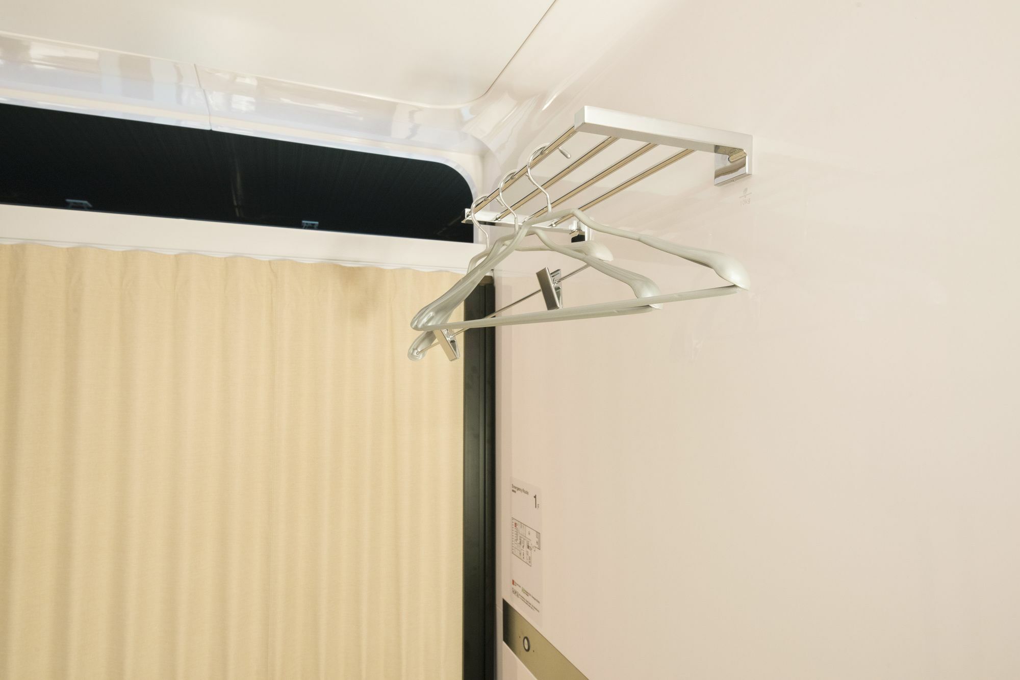 First Cabin Station Abenoso Hotel โอซาก้า ภายนอก รูปภาพ